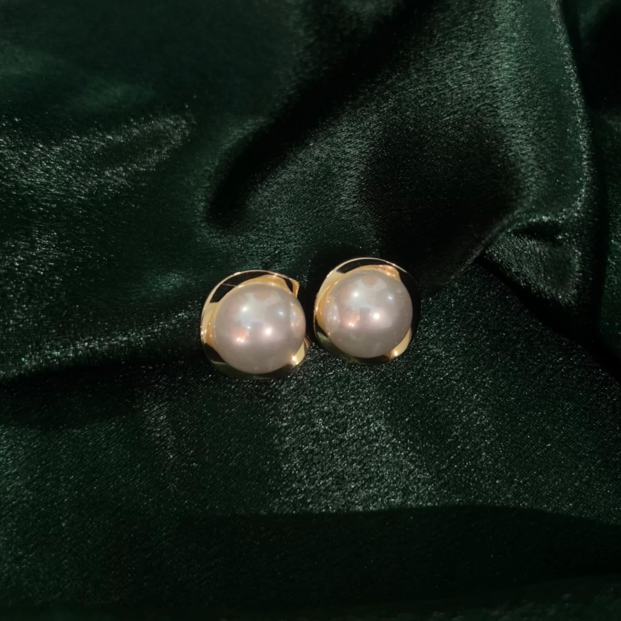 Pearl Earing